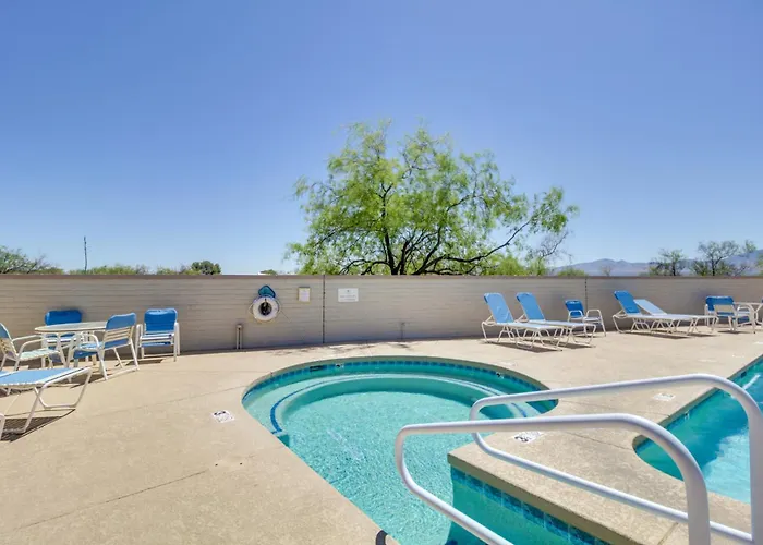 Valley Abode W/ Pool Access & Mtn Views Holiday home