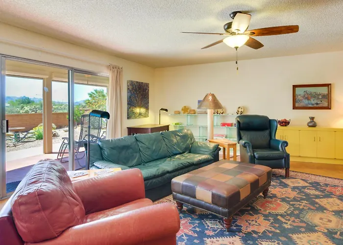 Valley Abode W/ Pool Access & Mtn Views Holiday home *