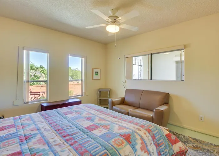 Valley Abode W/ Pool Access & Mtn Views Green Valley